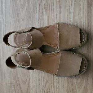 Franco Sarto espadrilles sandal color tan